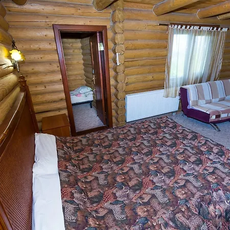 Dersu Uzala Hotel 3*